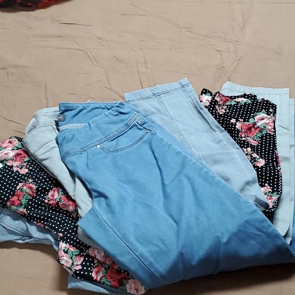 **Woman's bundle of pants - Picture 10 of 10